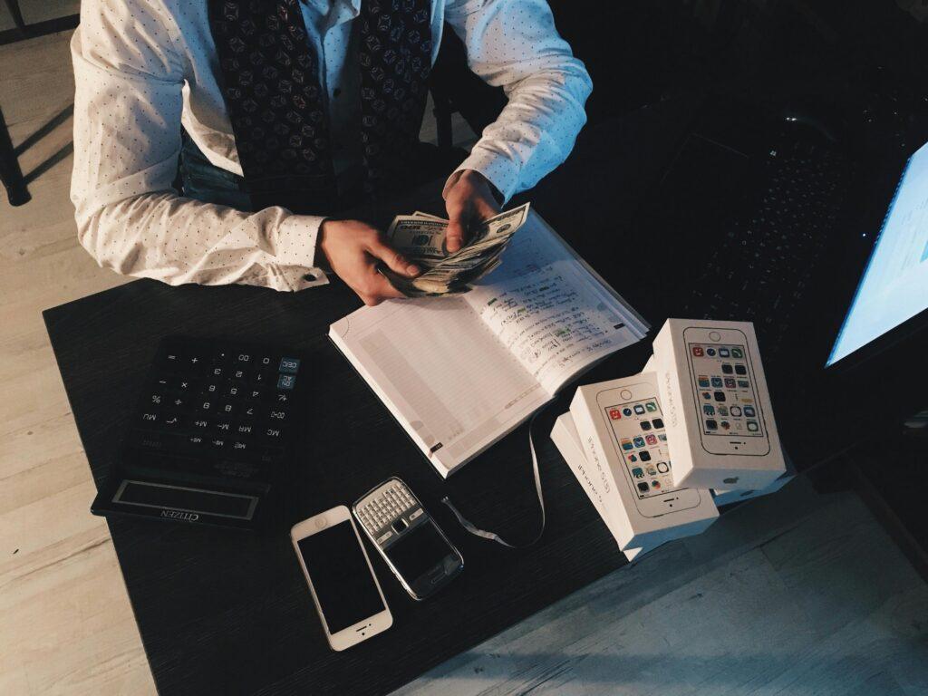 why small businesses need accounting services